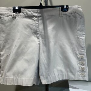 Talbots Womens SZ 16 Button side Shorts Light Tan TWILL Cotton